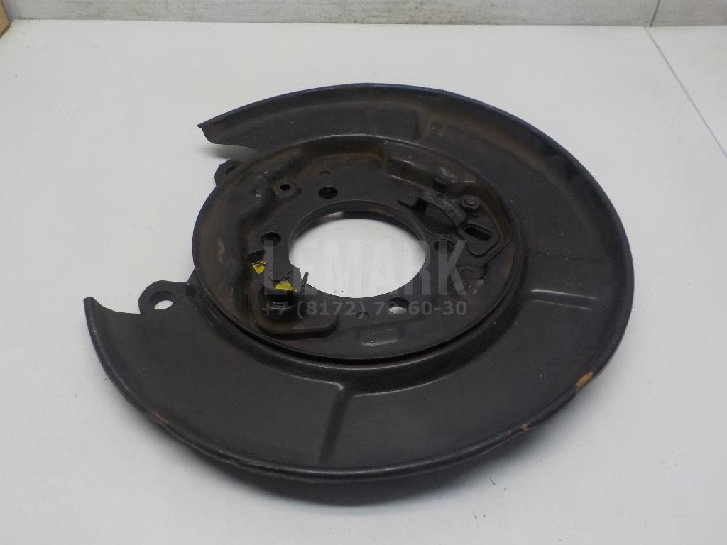 Щит опорный задний левый 440305TA5A Nissan