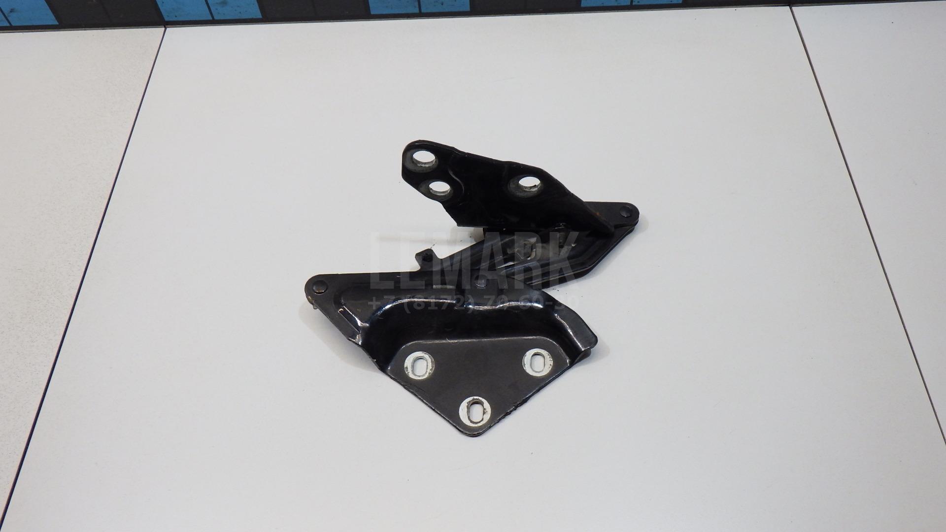 Петля капота правая 7L6823302A VAG