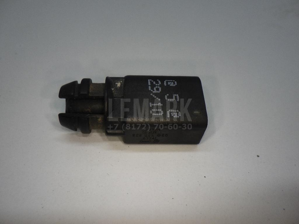 Датчик температуры воздуха 8Z0820535 VAG