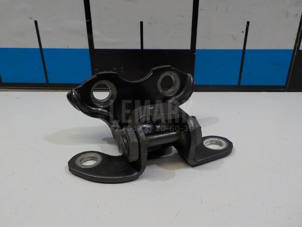 Петля двери задней правой верхняя 6875020121 Toyota