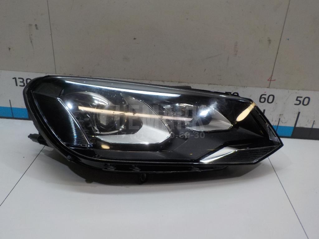 Фара правая 7P2941752 VAG