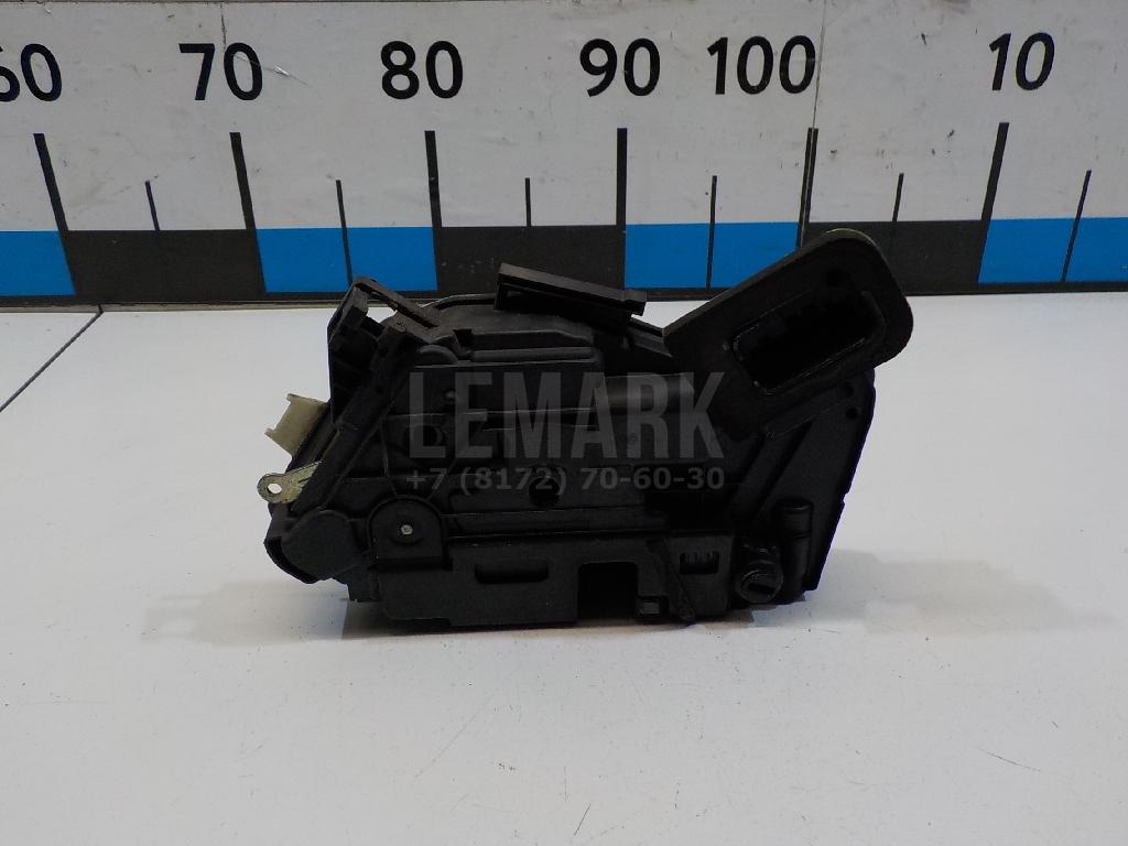 Замок двери задней правой 5K4839016F VAG