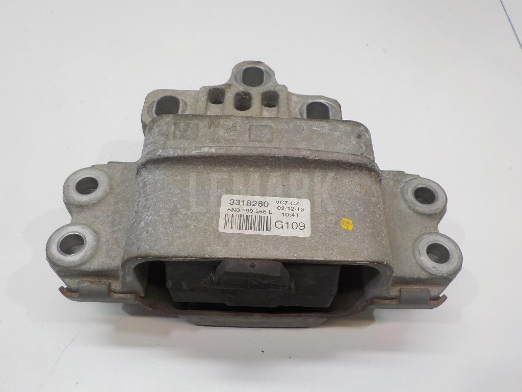 Опора КПП левая 5N0199555L VAG