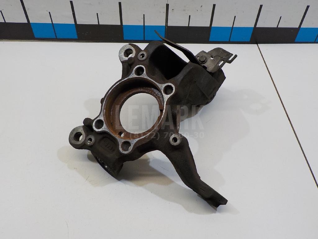 Кулак поворотный передний левый 5C0407255 VAG