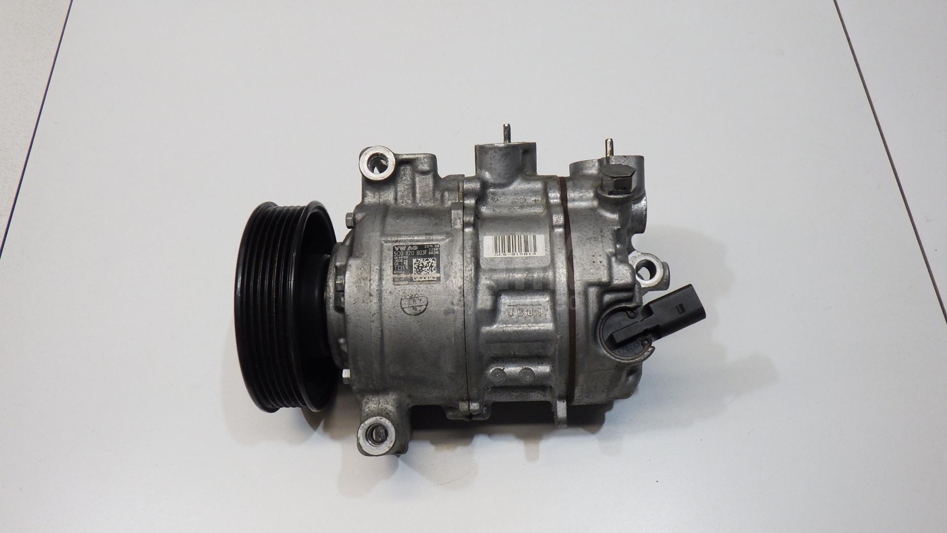 Компрессор кондиционера 5Q0820803F VAG