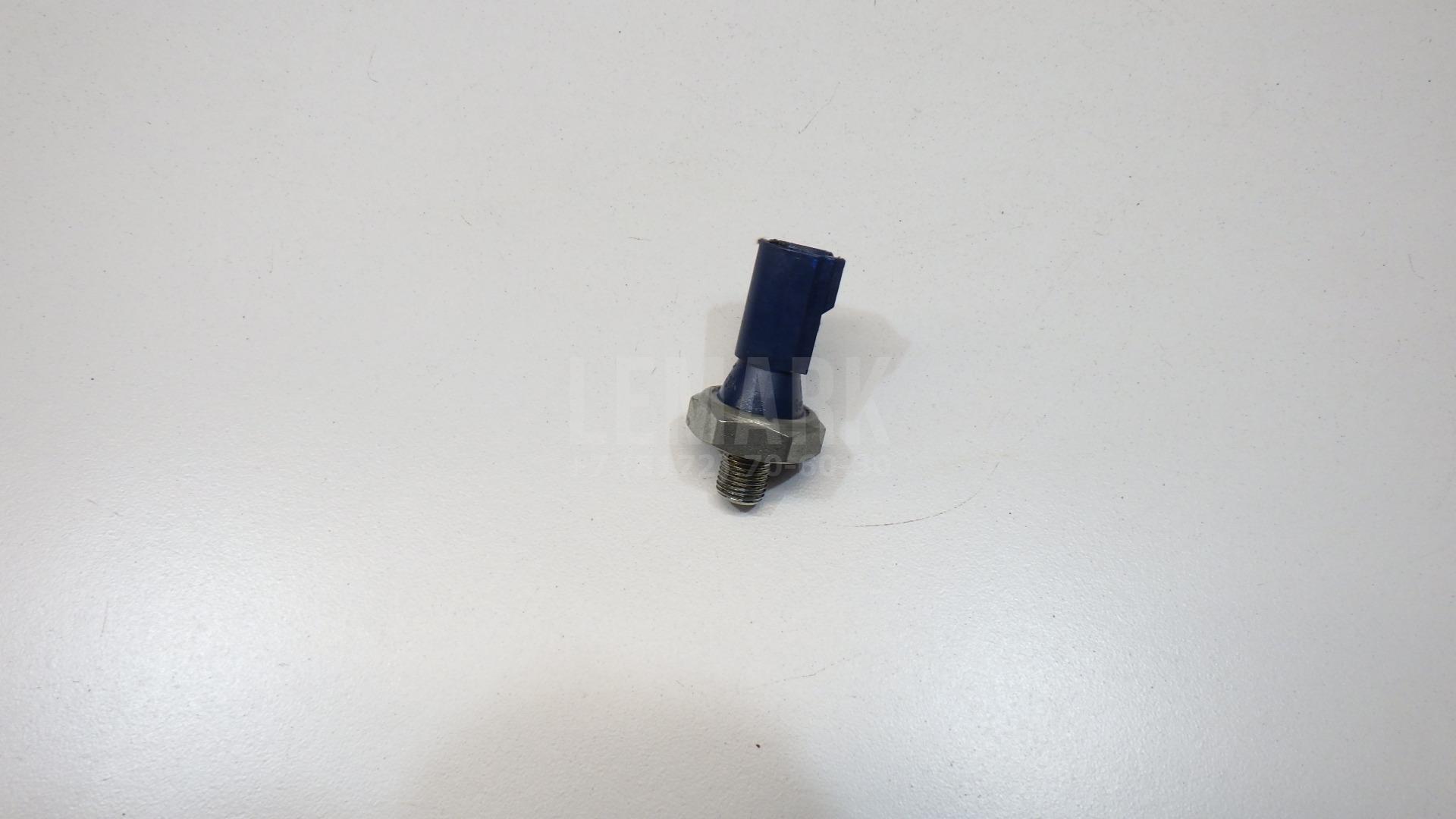 Датчик давления масла 06K919081 VAG