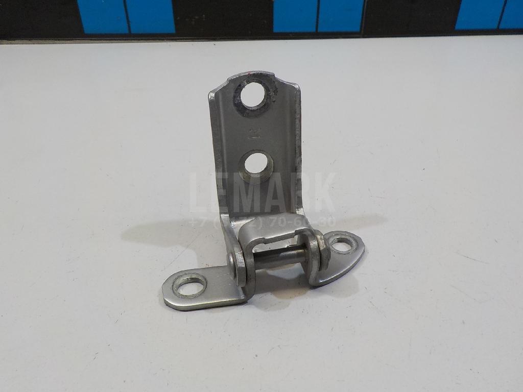 Петля двери задней правой нижняя 6877052031 Toyota