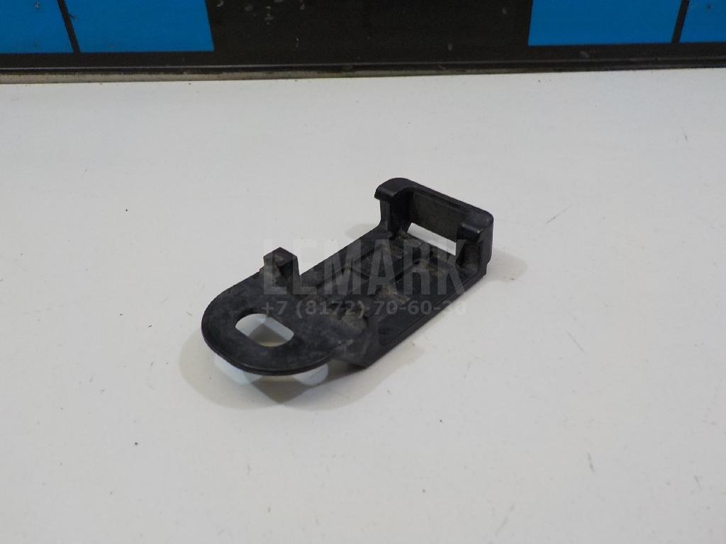 Кронштейн датчика парковки 8934833090 Toyota