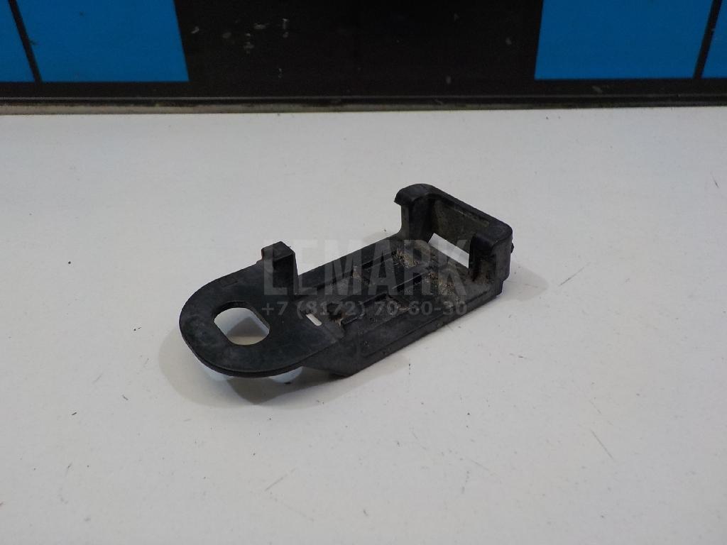 Кронштейн датчика парковки 8934833090 Toyota