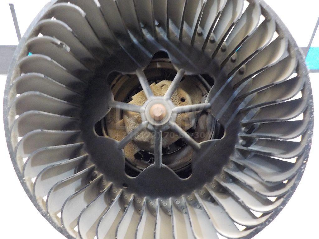 Моторчик отопителя 1K2820015G VAG