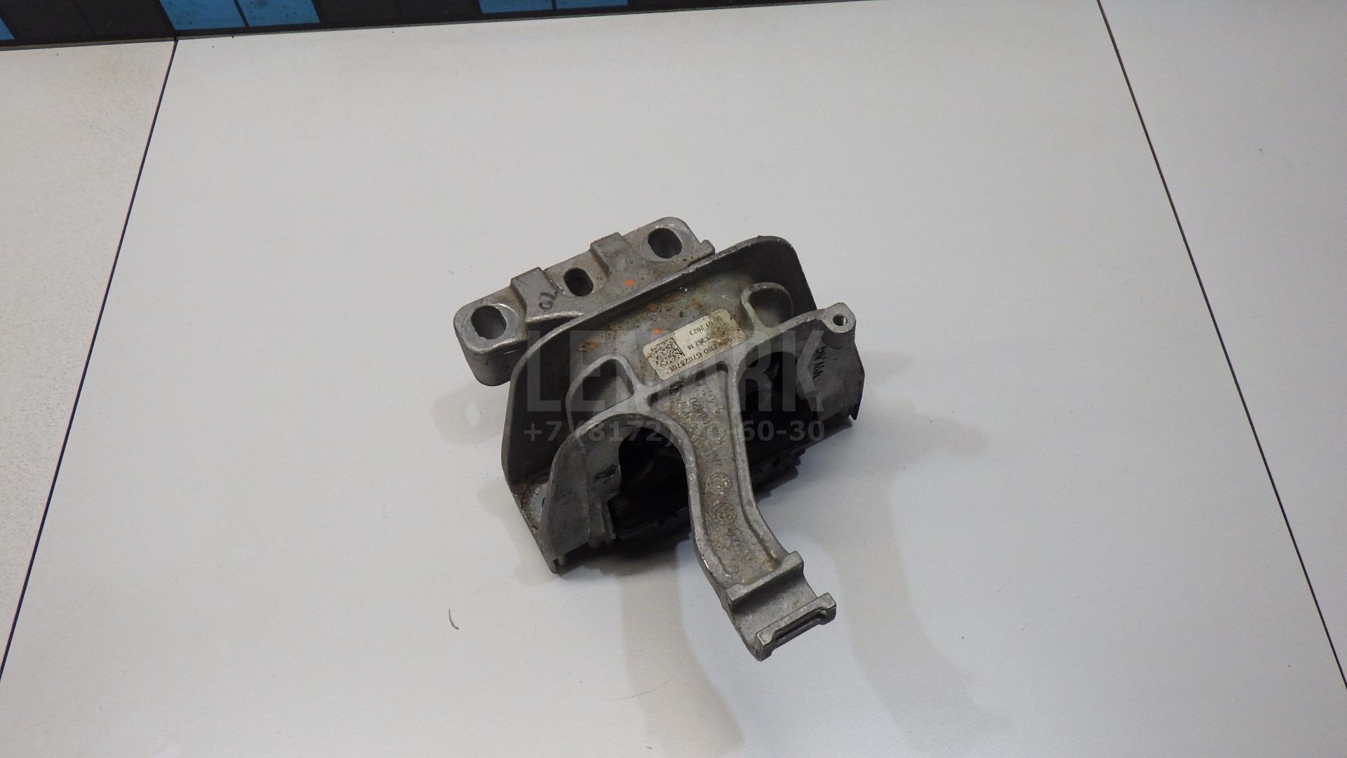 Опора двигателя правая 3Q0199262M VAG