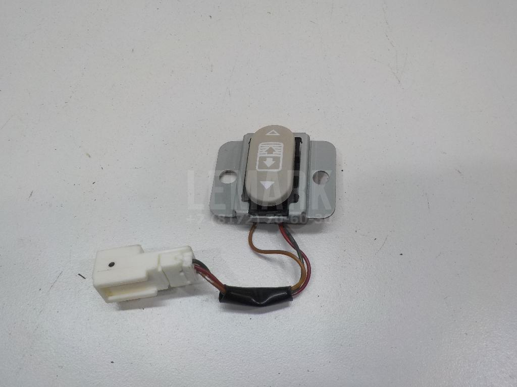 Кнопка люка 254504EA0B Nissan