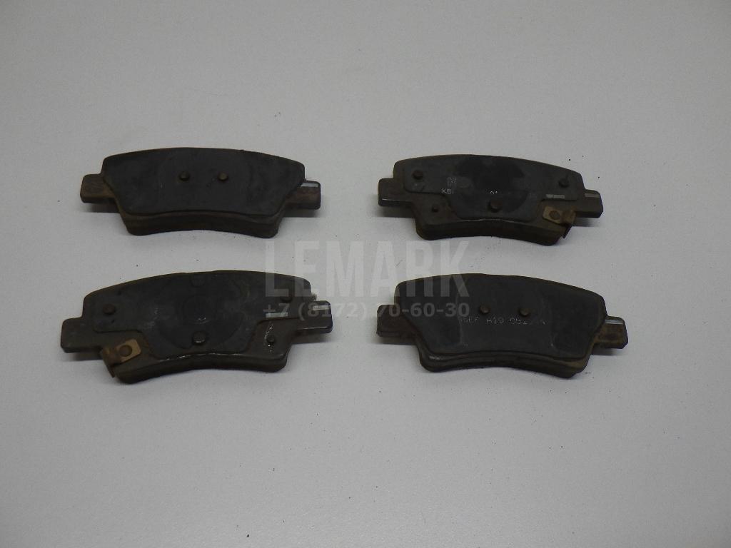 Колодки тормозные задние дисковые к-кт 58302D4A50 Hyundai-Kia