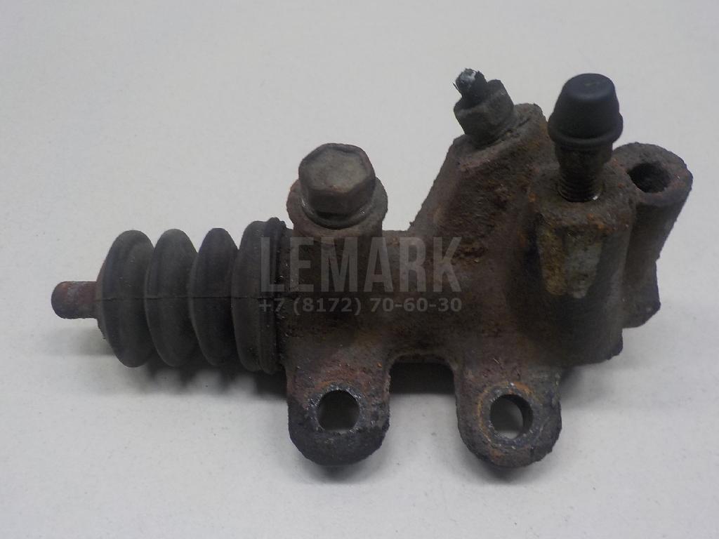 Цилиндр сцепления рабочий 3147042030 Toyota