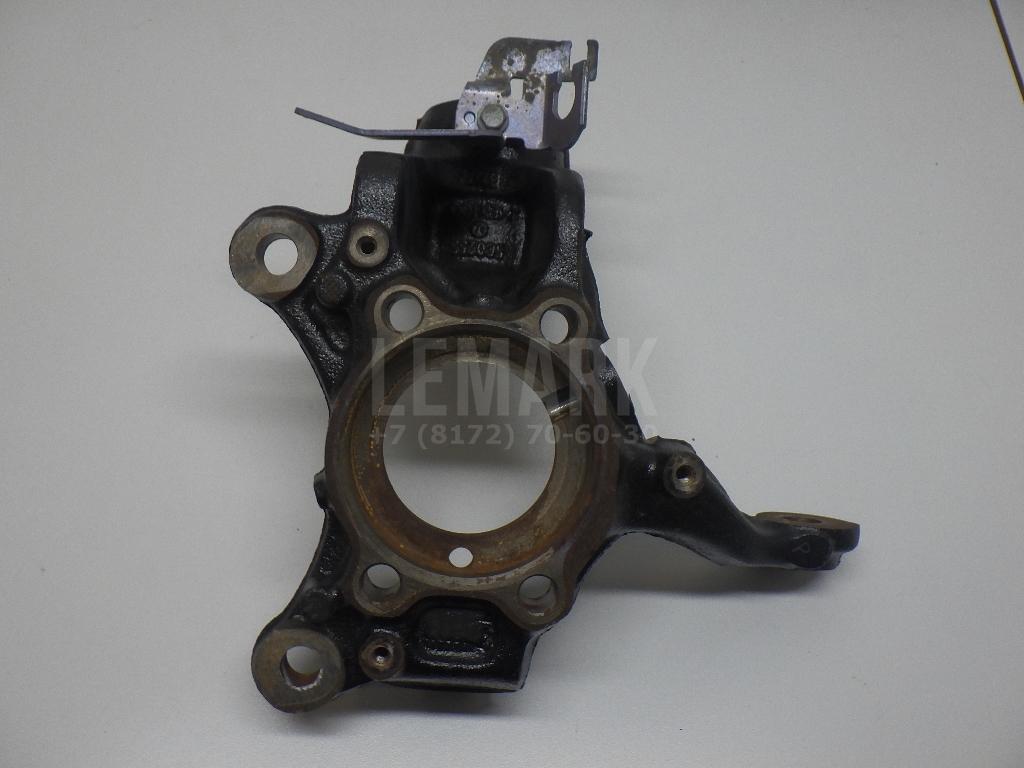 Кулак поворотный передний левый 5C0407255 VAG
