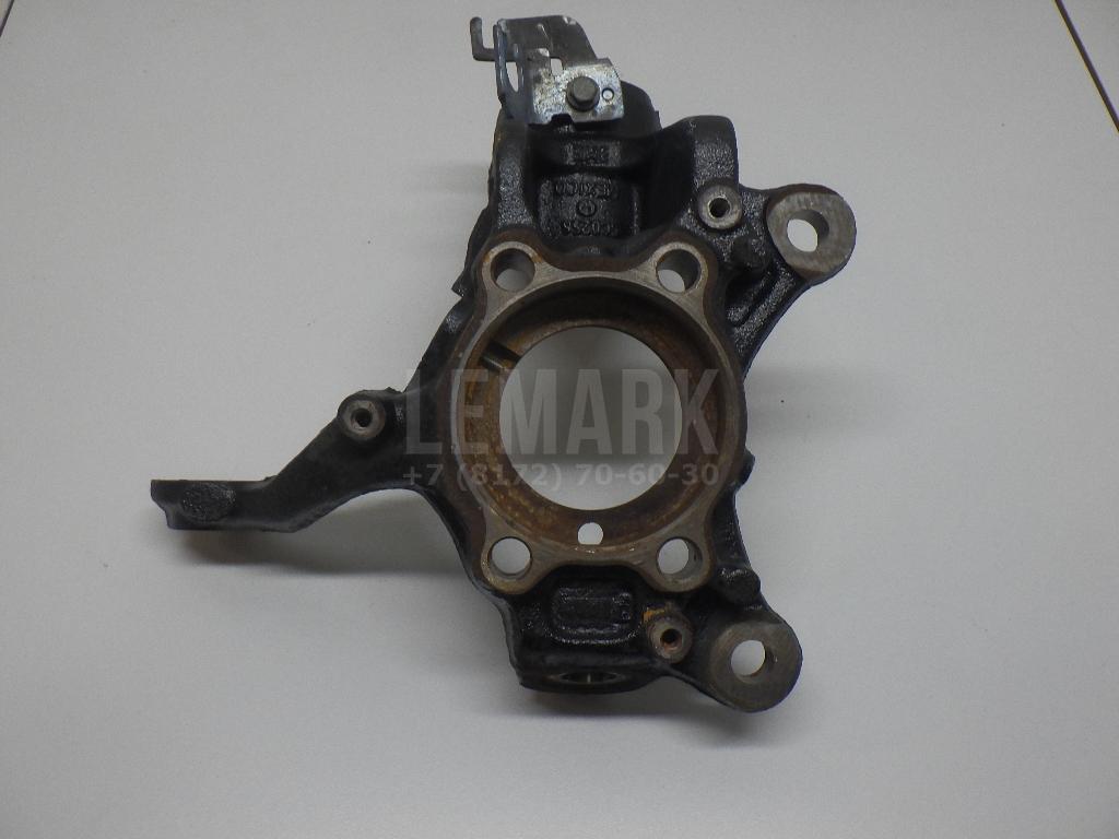 Кулак поворотный передний правый 5C0407256 VAG