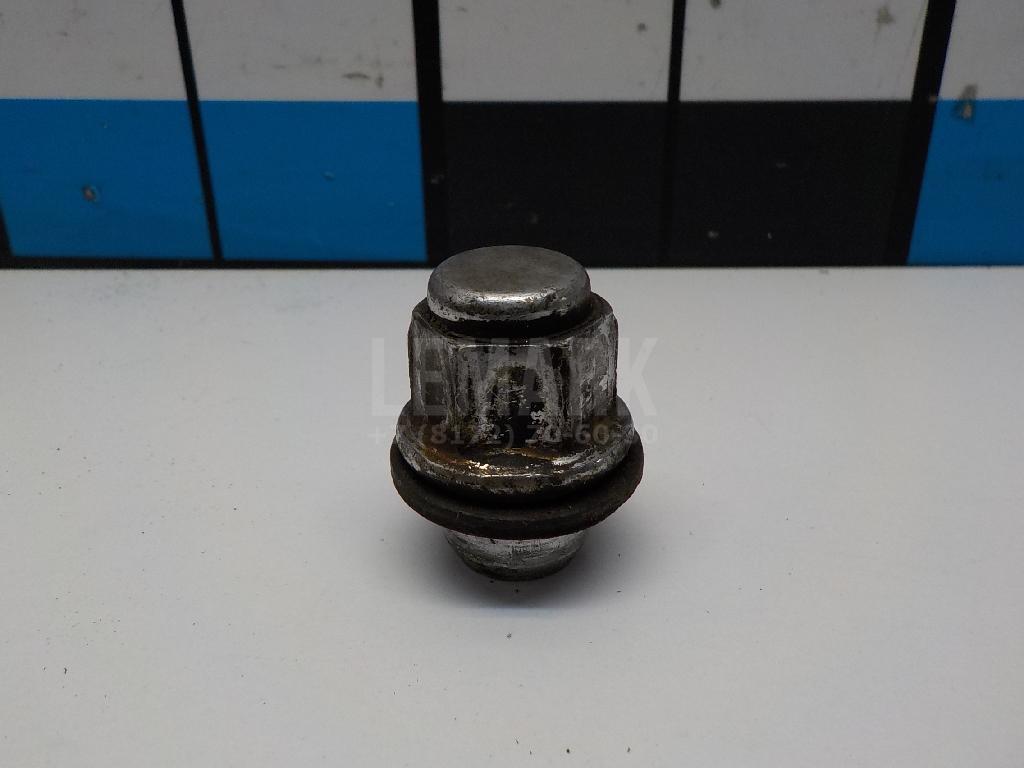 Гайка колеса MB579290 Mitsubishi