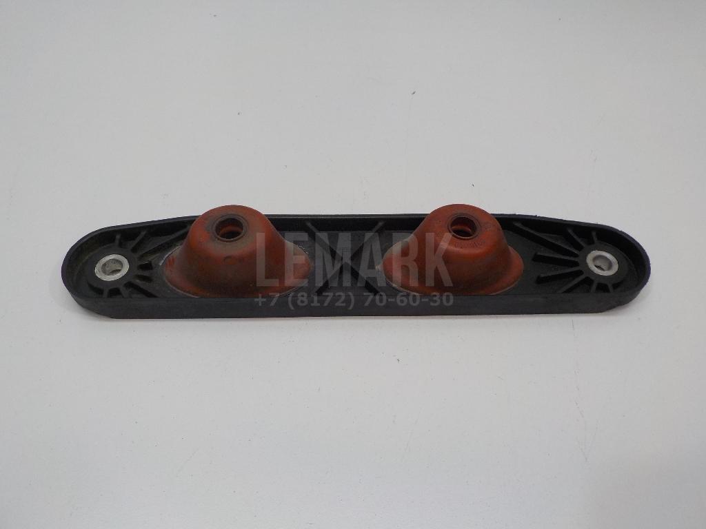 Кронштейн глушителя 1K0253144BD VAG