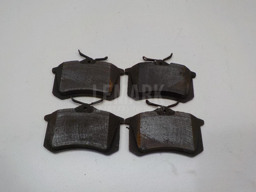 Колодки тормозные задние дисковые к-кт 1K0698451J VAG