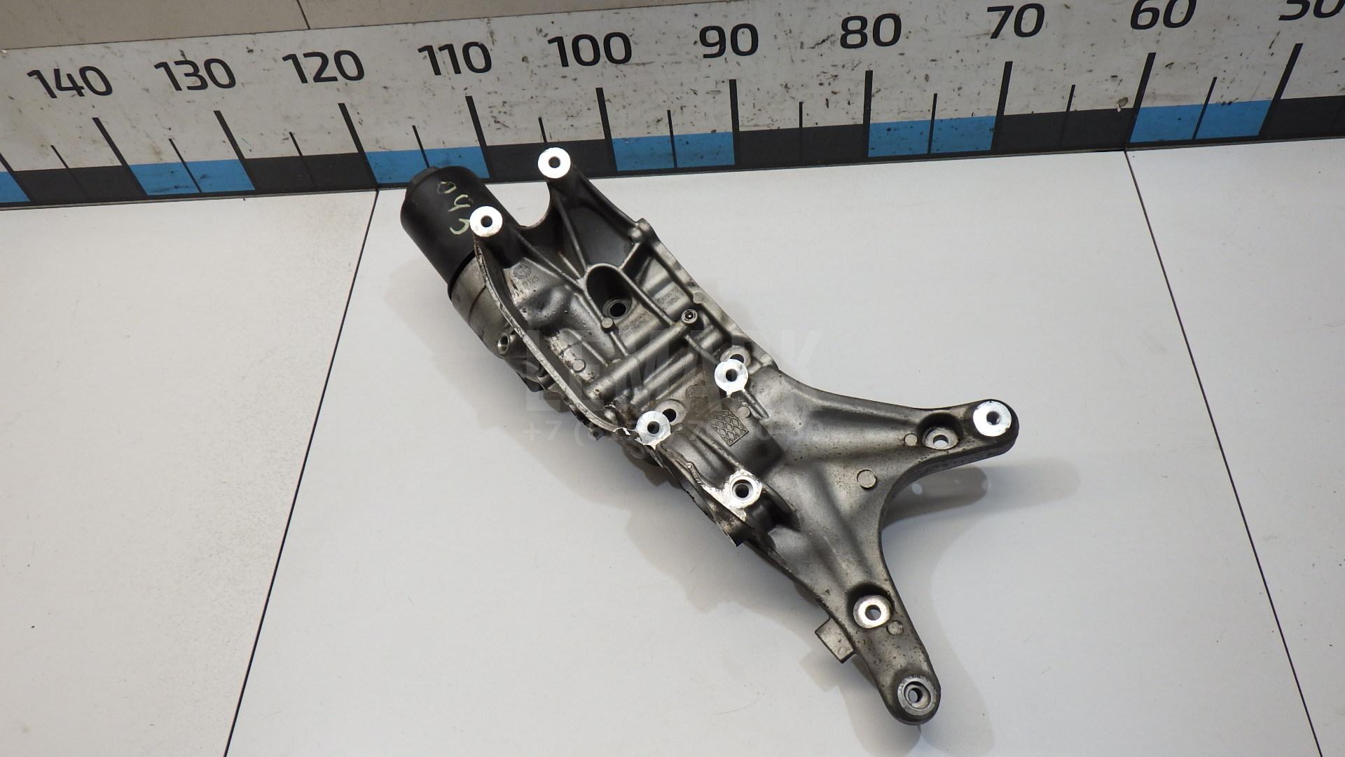 Кронштейн масляного фильтра 06L903143 VAG