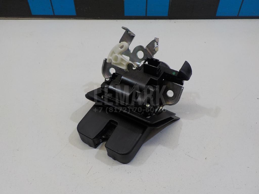 Замок багажника 8R0827505 VAG