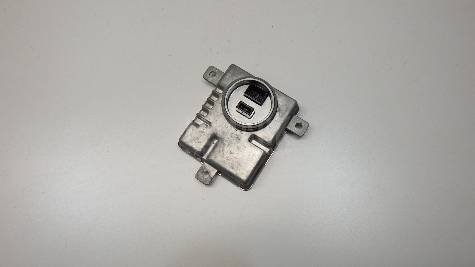 Блок ксеноновой лампы 8K0941597C VAG