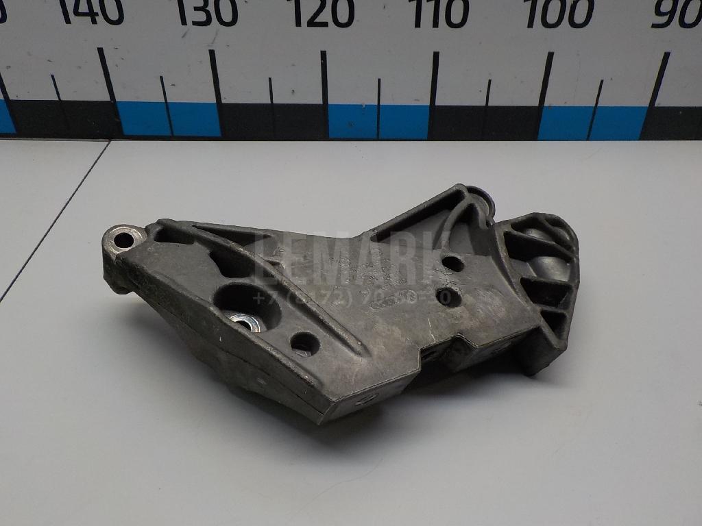 Кронштейн двигателя правый 06J199207P VAG