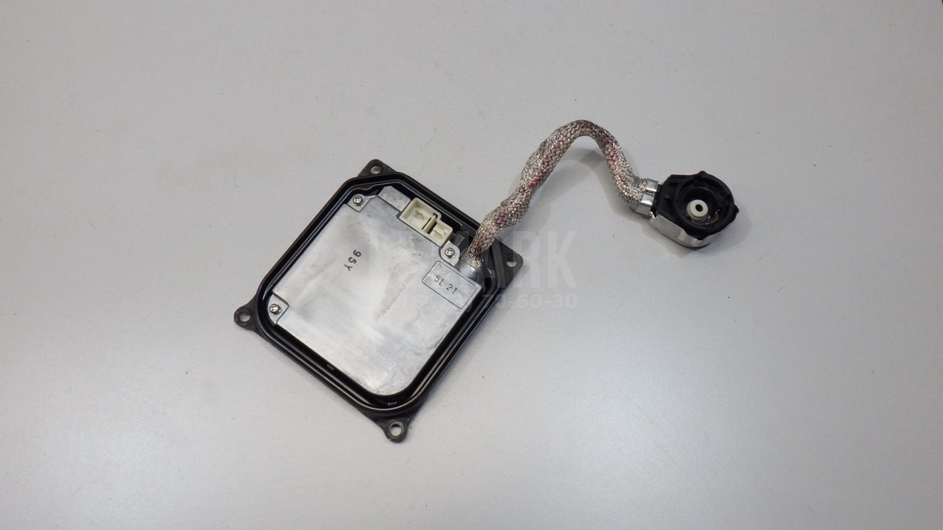 Блок ксеноновой лампы 8110712A80 Toyota