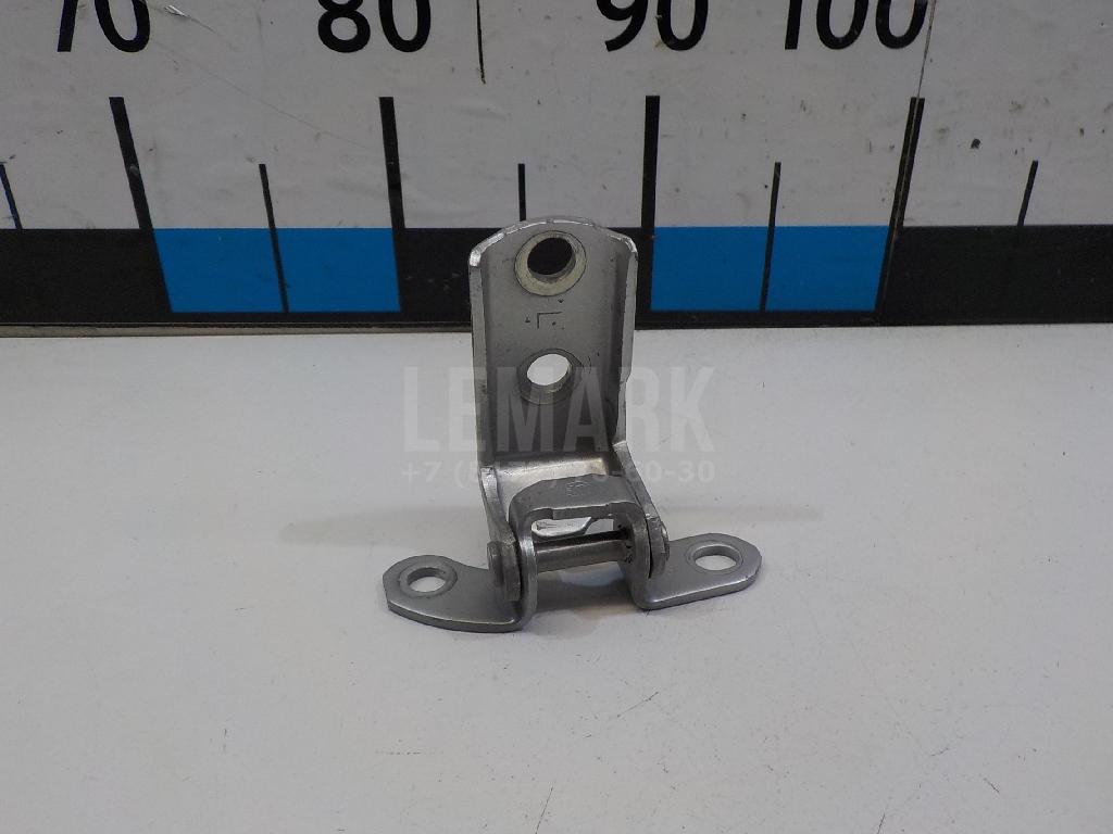 Петля двери задней левой нижняя 6878052031 Toyota