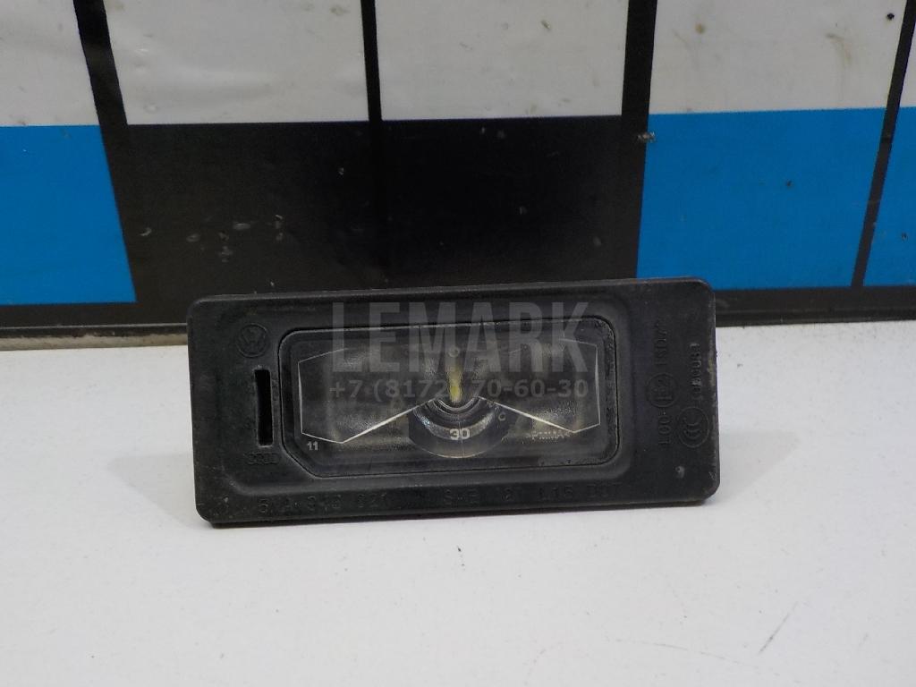 Фонарь подсветки номера 5NA943021 VAG