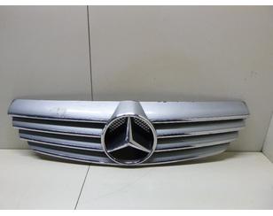 Решетка радиатора для Mercedes Benz C209 CLK coupe 2002-2010 б/у состояние отличное