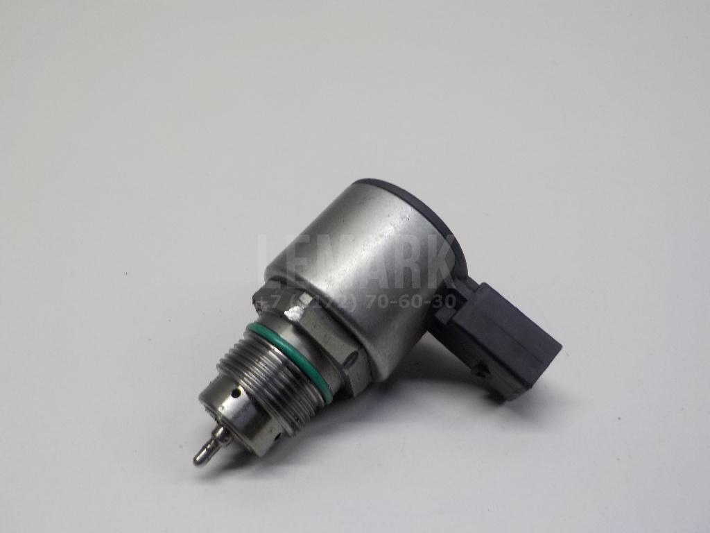 Регулятор давления топлива 04L130764B VAG