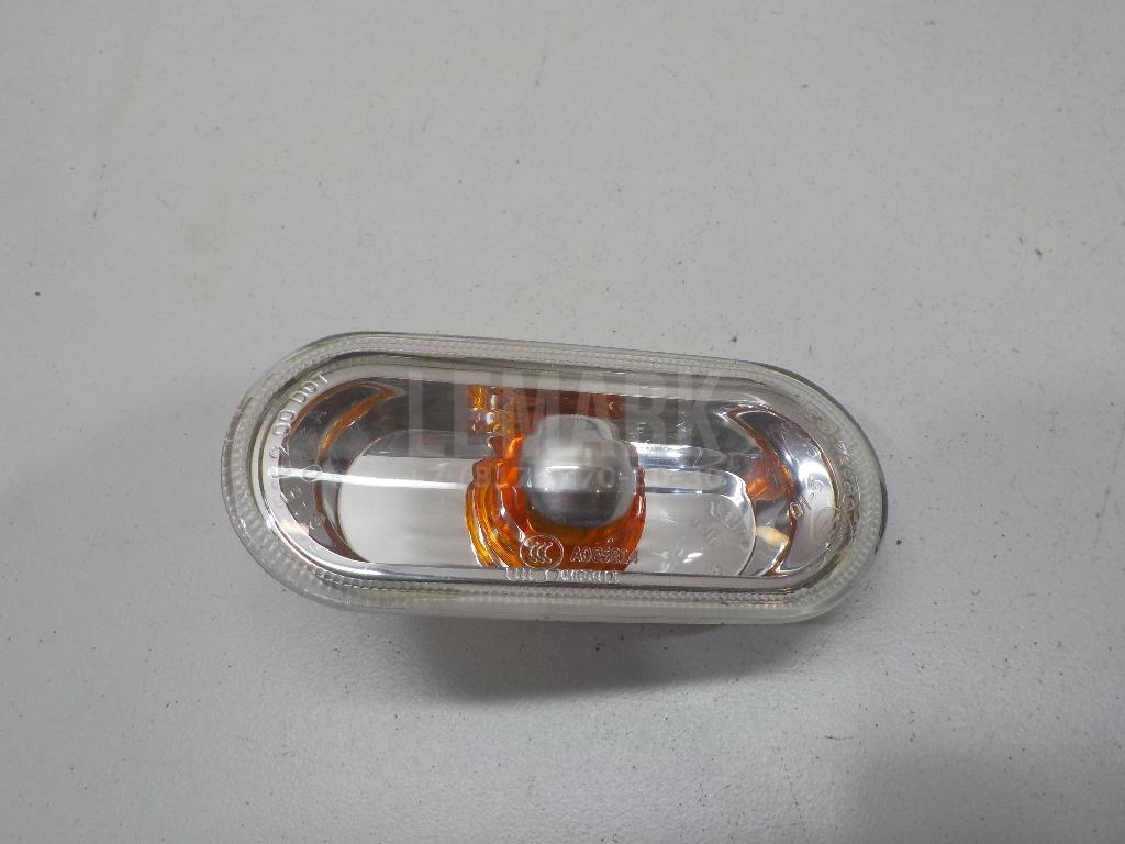 Повторитель на крыло 7E0949117B VAG