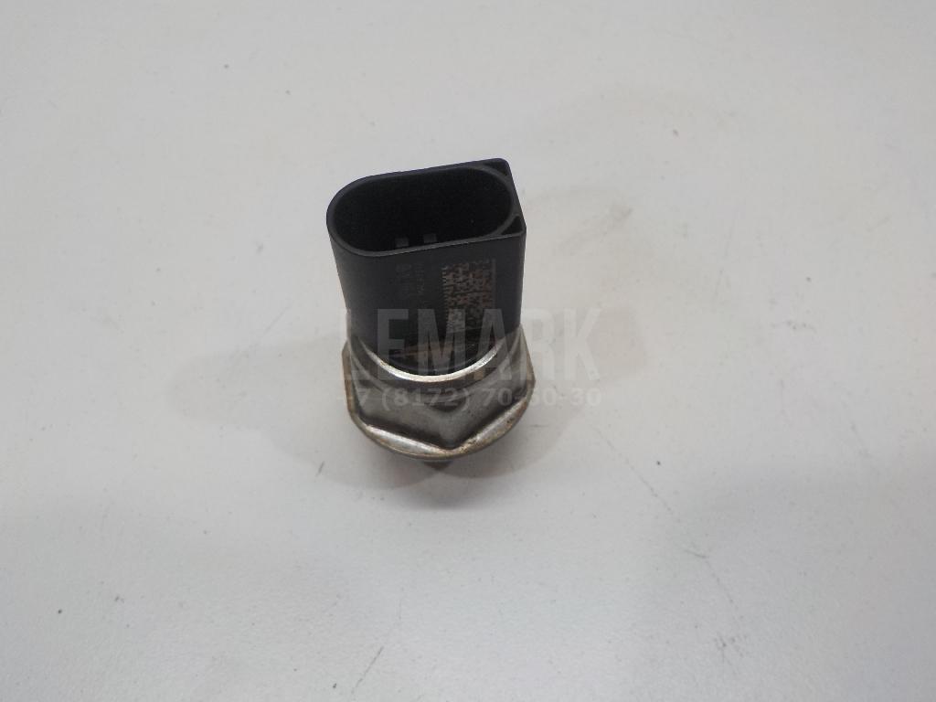 Датчик давления топлива 04L906054F VAG