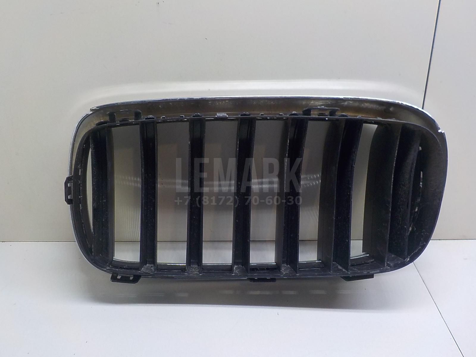 Решетка радиатора правая для  Audi A8 [4D] 1994-1998