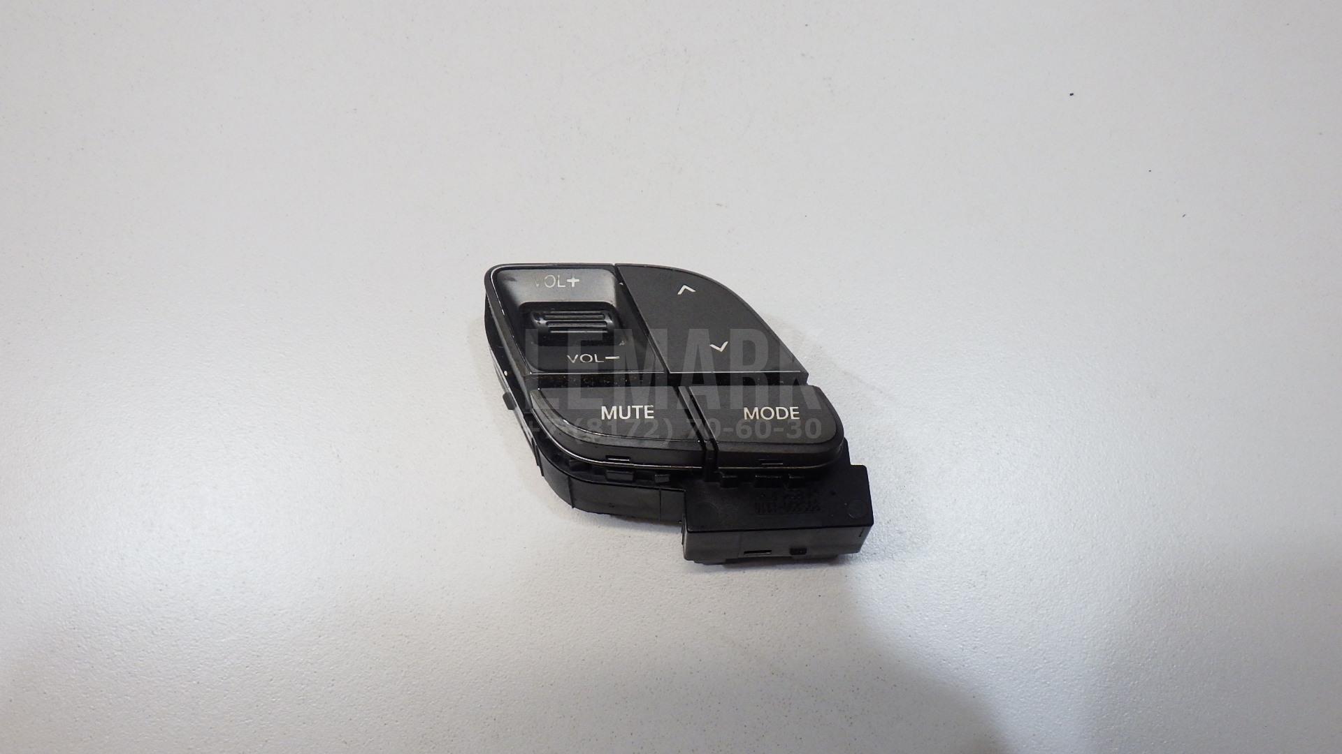 Кнопка многофункциональная 967302W000URY Hyundai-Kia