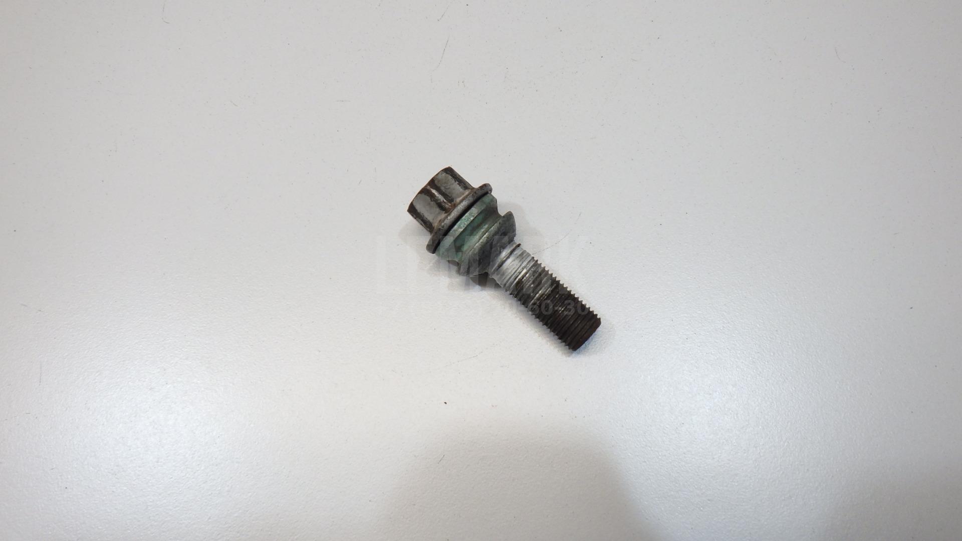 Болт колесный WHT001693 VAG