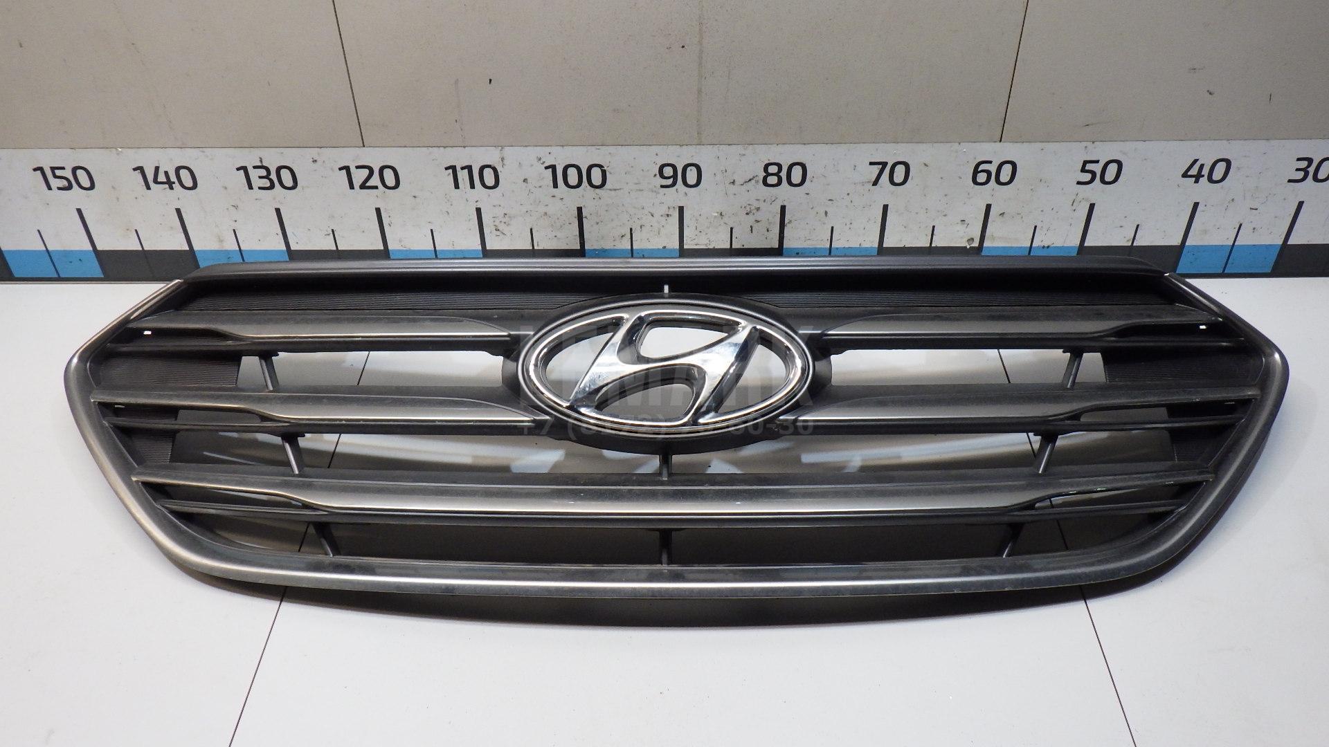 Решетка радиатора 863502WBA0 Hyundai-Kia