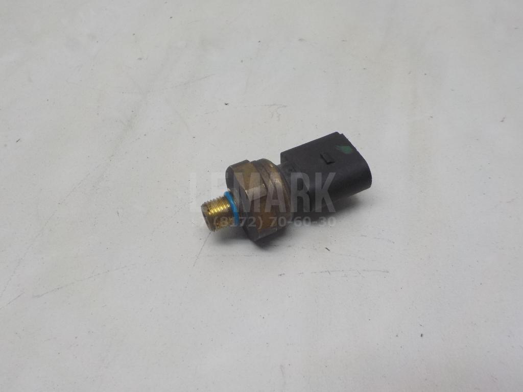 Датчик давления топлива 06E906051K VAG
