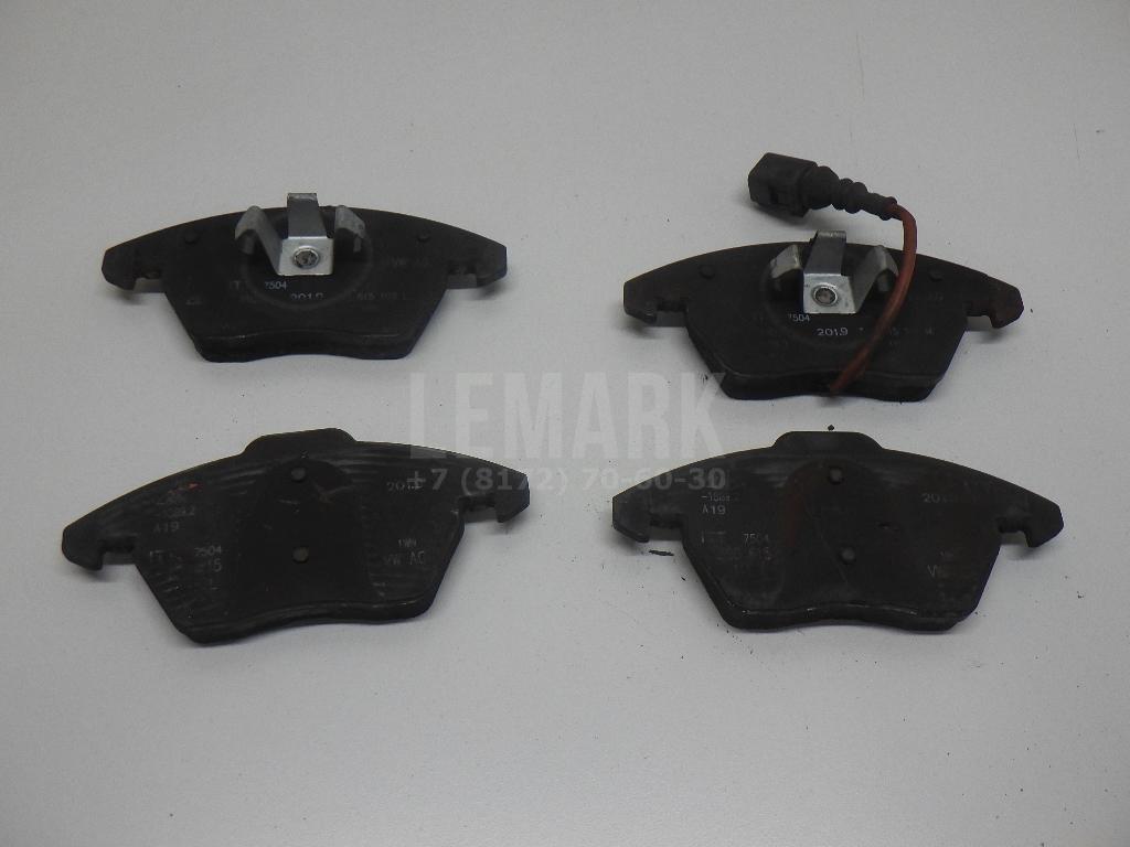 Колодки тормозные передние к-кт 3C0698151C VAG