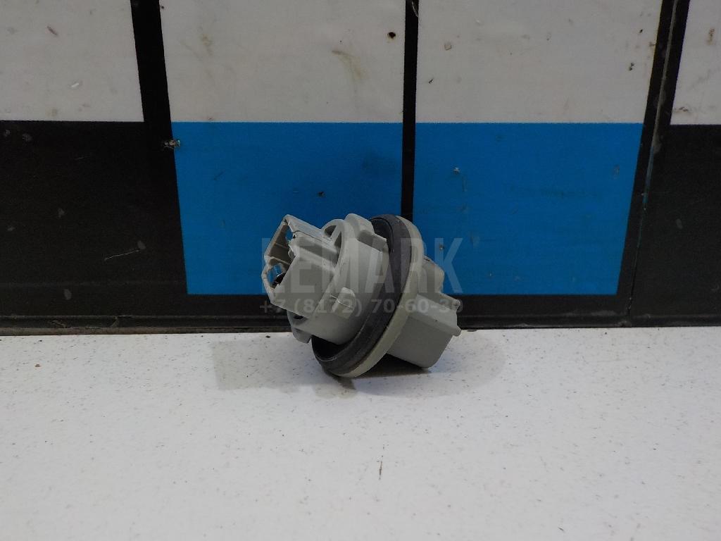 Патрон лампы 8151542050 Toyota