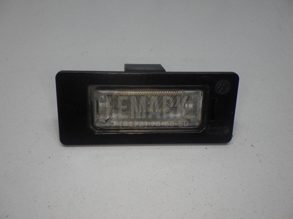 Фонарь подсветки номера 8T0943021 VAG