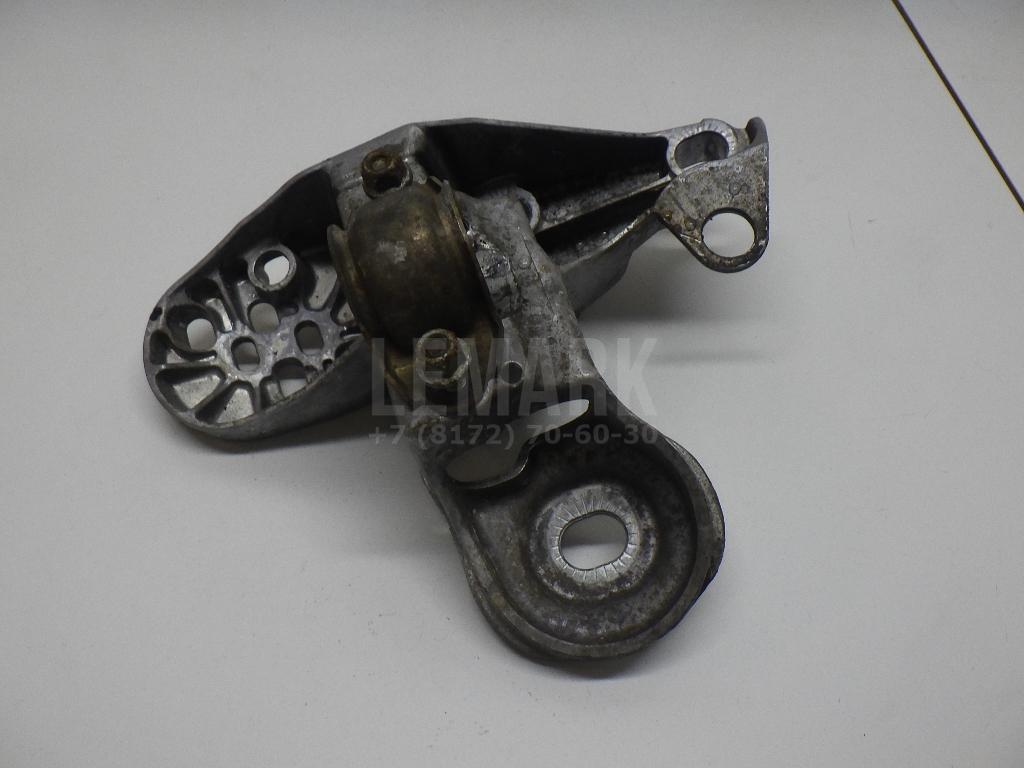 Кронштейн опоры двигателя 8E0199351 VAG
