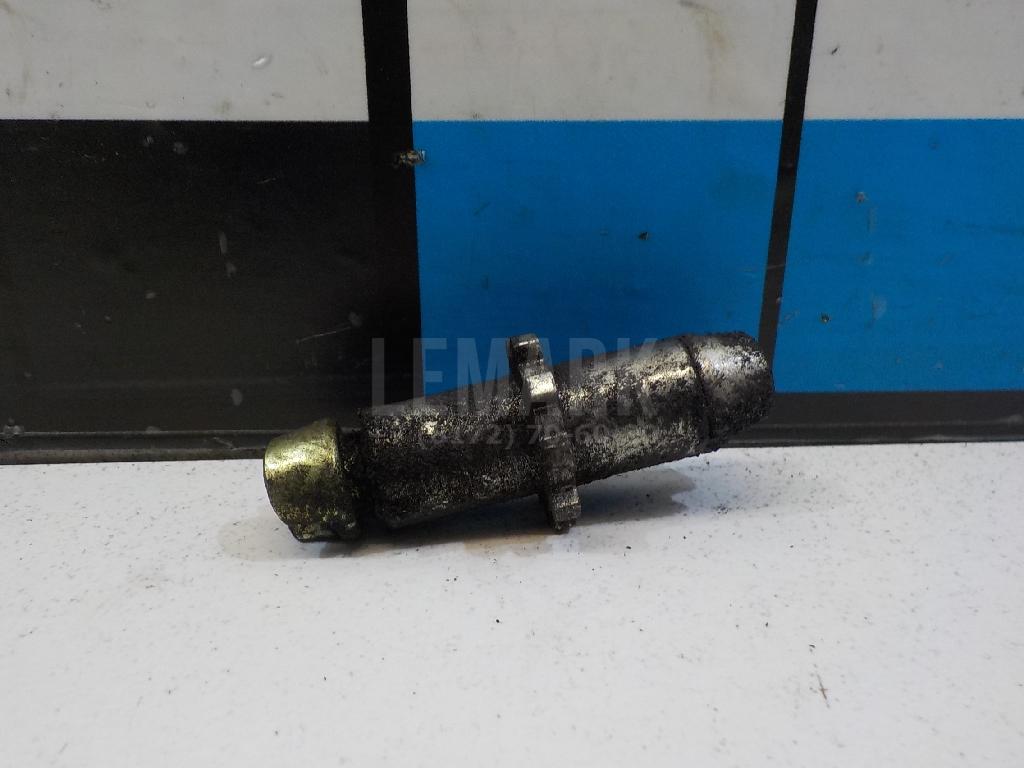Винт регулировки колодок ручного тормоза 582531G300 Hyundai-Kia