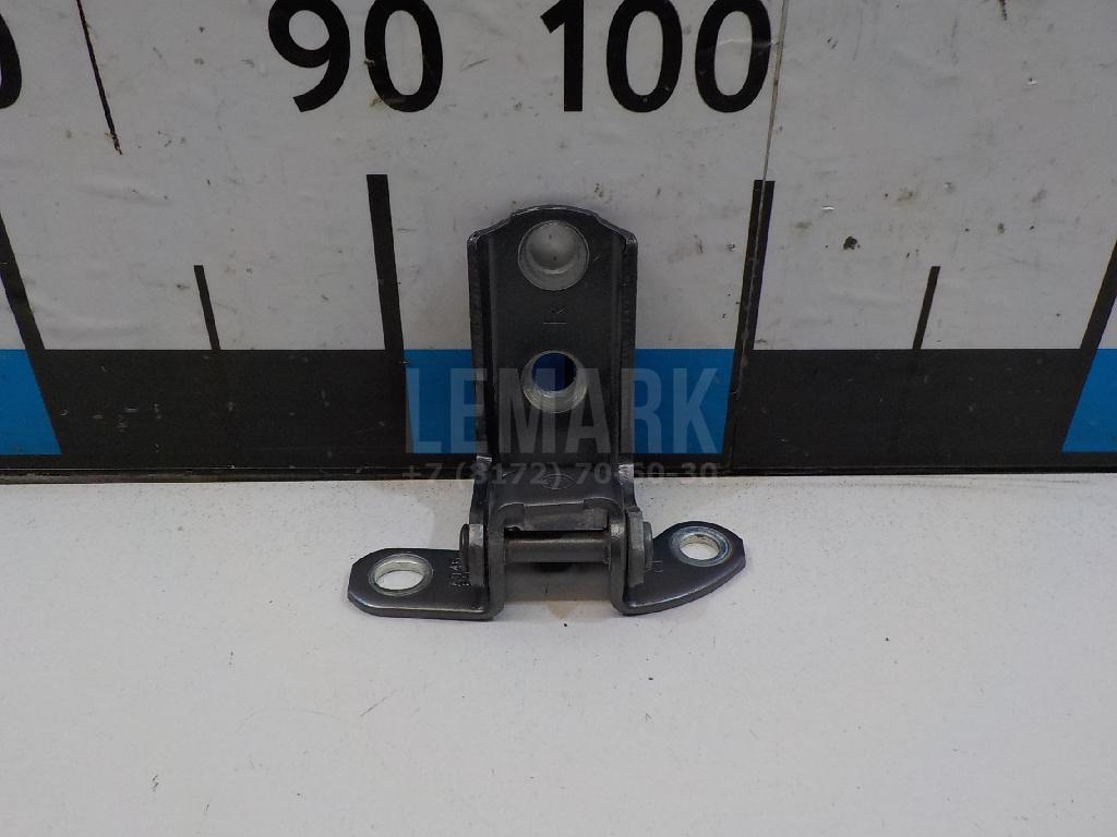 Петля двери задней правой нижняя 6877052031 Toyota