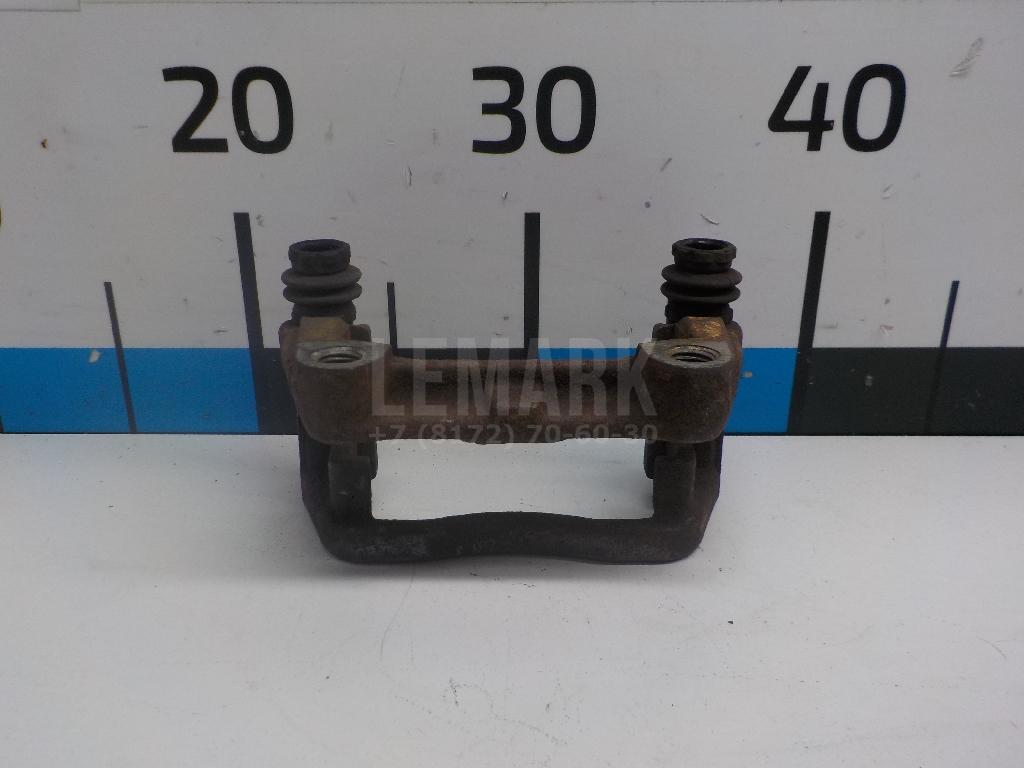 Скоба суппорта заднего 546389 GM