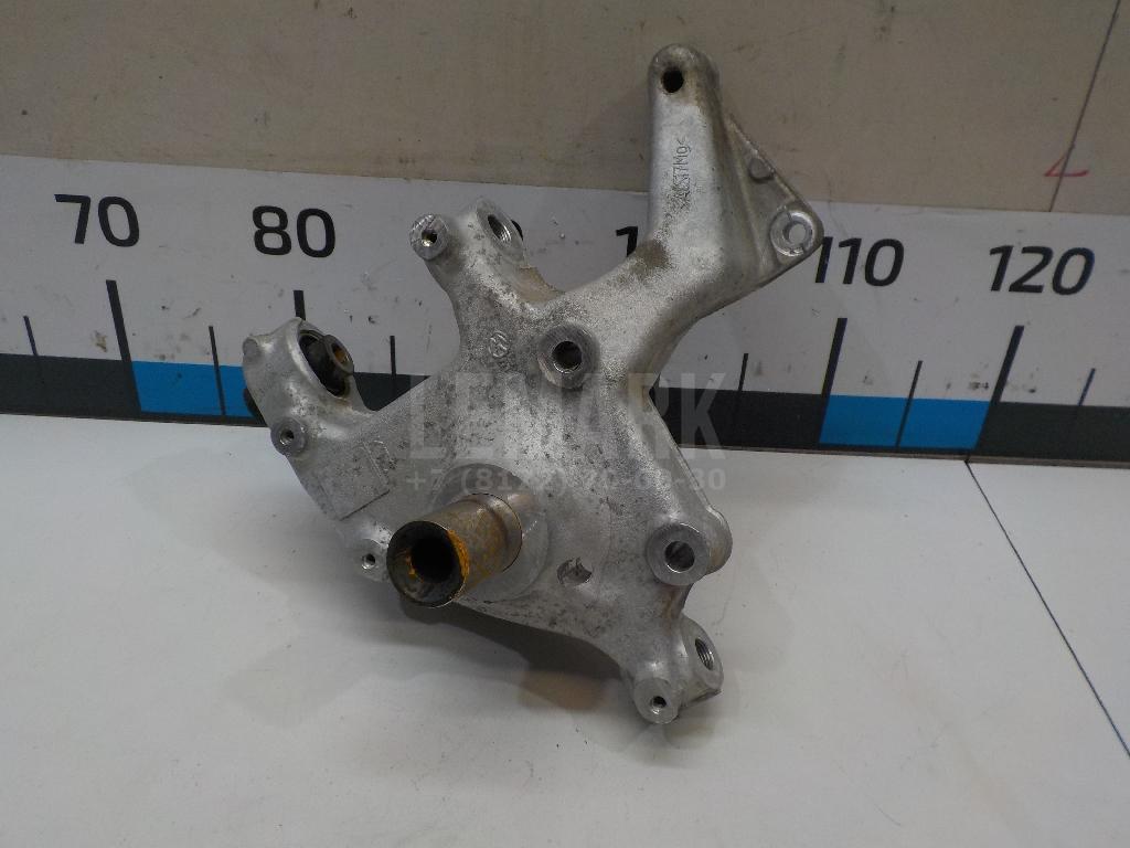 Кулак поворотный задний левый 3C0505433K VAG