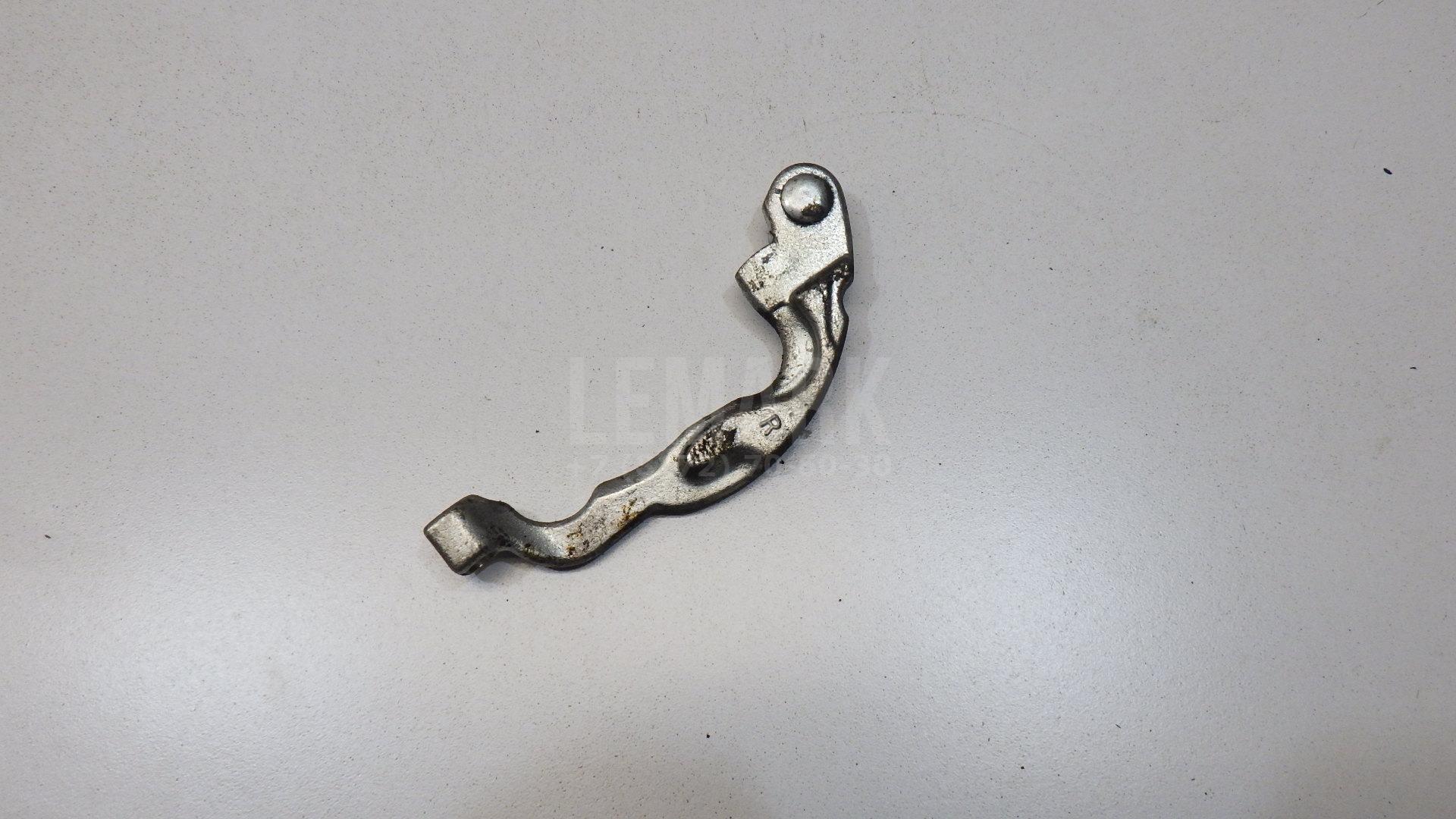 Регулировочный рычаг правый 44040CY001 Nissan