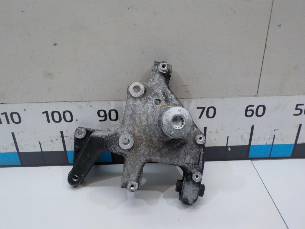 Кулак поворотный задний левый 3C0505435F VAG