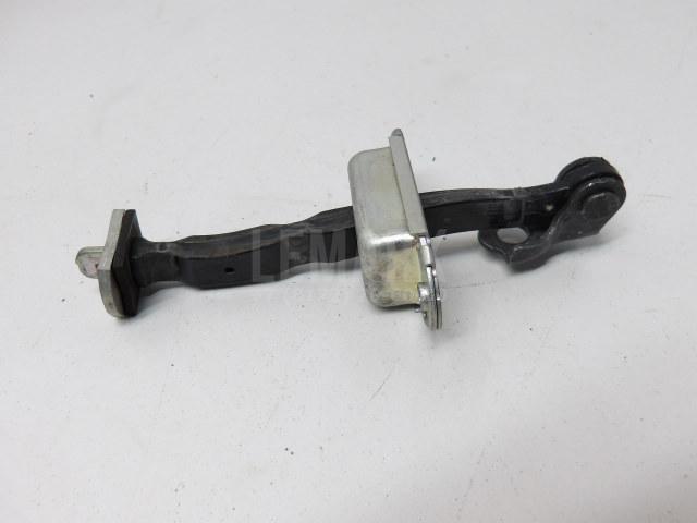 Ограничитель двери 80430JG000 Nissan